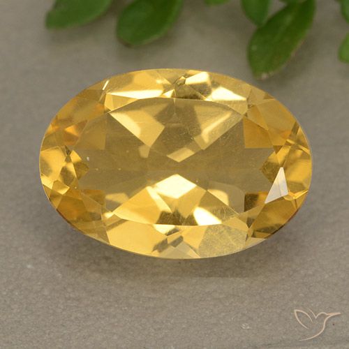 Citrine Doré moyen naturelle ovale, 4.50 ct, VVS-VS
