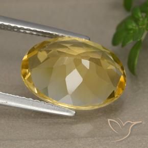 Citrine Doré moyen-léger naturelle ovale, 4.78 ct, VVS-VS