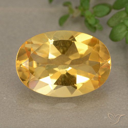 Citrine Orange-or moyen-léger naturelle ovale, 5.06 ct, VVS-VS