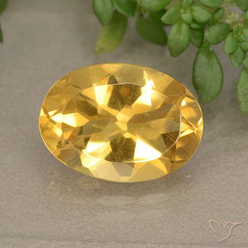 Citrine Or moyen naturelle ovale, 5.44 ct, VVS-VS
