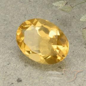 Citrine Doré moyen-foncé naturelle ovale, 4.70 ct, VVS-VS