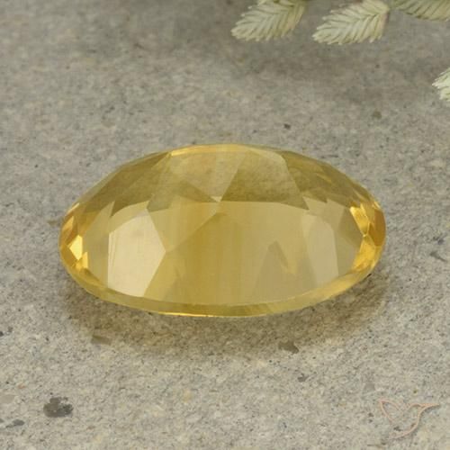 Citrine Doré moyen naturelle ovale, 4.95 ct, VVS-VS