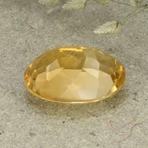 Citrine Doré moyen-léger naturelle ovale, 5.73 ct, VVS-VS