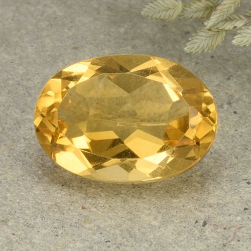 Citrine Doré moyen-léger naturelle ovale, 5.60 ct, VVS-VS