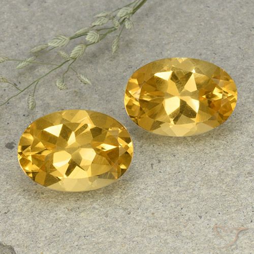 Shop natural 11.52ct Orange Doré Citrine gems, ovale, from Brésil at GemSelect. In stock, global shipping!