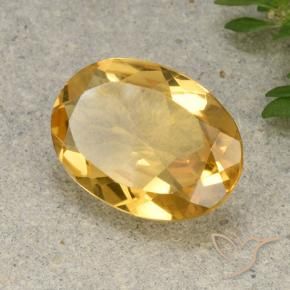 Citrine Doré moyen-léger naturelle ovale, 4.47 ct, VVS-VS