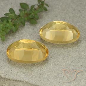 Shop natural 11.46ct Orange Doré Citrine gems, ovale, from Brésil at GemSelect. In stock, global shipping!