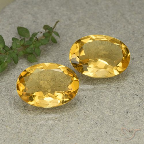 Shop natural 9.32ct Doré moyen-léger Citrine gems, ovale, from Brésil at GemSelect. In stock, global shipping!