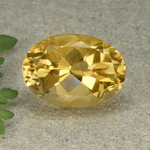 Citrine Doré moyen naturelle ovale, 6.16 ct, VVS-VS