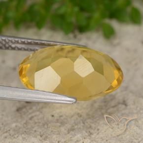 Citrine Doré foncé naturelle ovale, 3.91 ct, VVS-VS