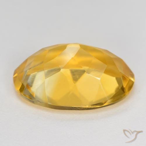 Citrine Doré moyen naturelle ovale, 4.83 ct, VVS-VS