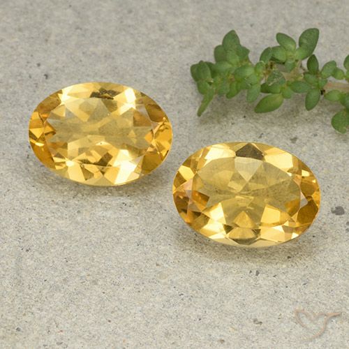 Shop natural 9.43ct Doré moyen-léger Citrine gems, ovale, from Brésil at GemSelect. In stock, global shipping!