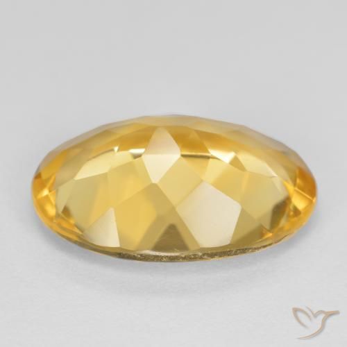 Citrine Doré moyen naturelle ovale, 4.63 ct, VVS-VS