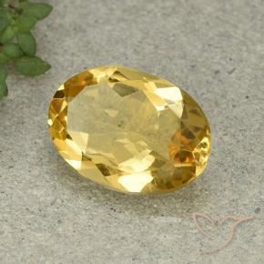 Citrine Doré moyen-léger naturelle ovale, 4.52 ct, VVS-VS