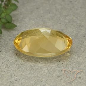Citrine Doré moyen-léger naturelle ovale, 4.52 ct, VVS-VS