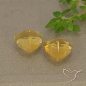 Shop natural 1.34ct Doré Citrine gems, Trillion, from Brésil at GemSelect. In stock, global shipping!
