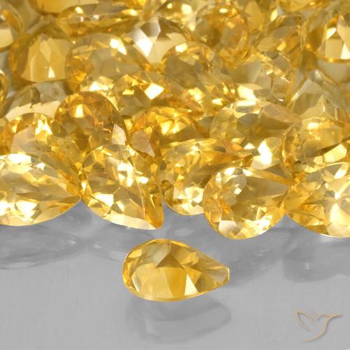 Citrine Doré moyen naturelle En forme de poire, 0.64 ct, VVS-VS