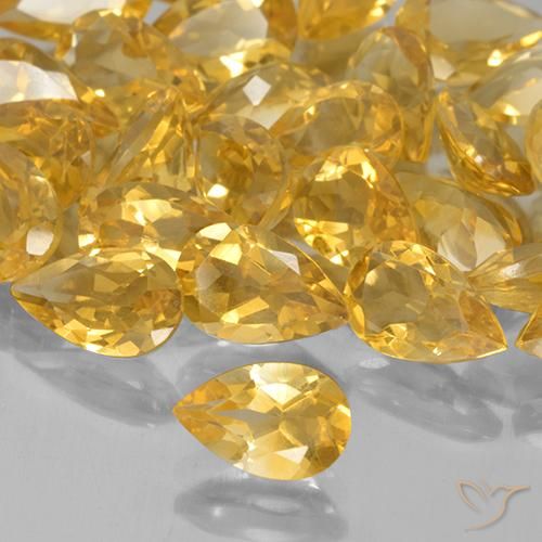 Citrine Orange Doré naturelle En forme de poire, 0.73 ct, VVS-VS