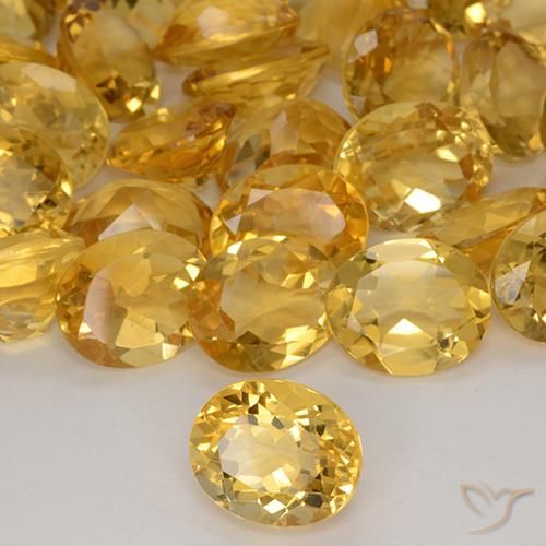 Citrine Doré naturelle ovale, 4.54 ct, VVS-VS