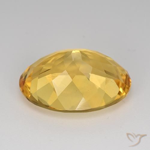 Citrine Doré moyen naturelle ovale, 11.80 ct, VVS