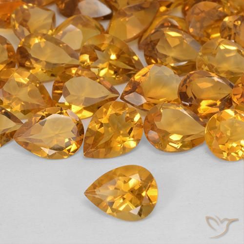 Citrine Orange moyen naturelle En forme de poire, 0.93 ct, VVS-VS