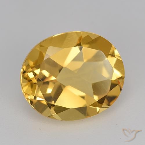 Citrine Doré moyen-foncé naturelle ovale, 4.43 ct, VVS-VS