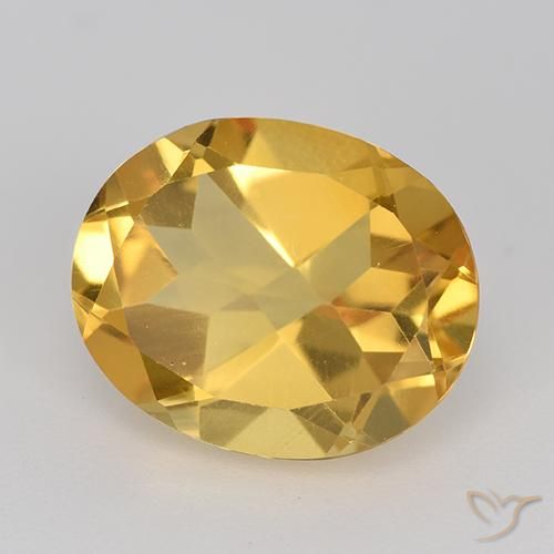 Citrine Doré moyen-foncé naturelle ovale, 4.31 ct, VVS-VS
