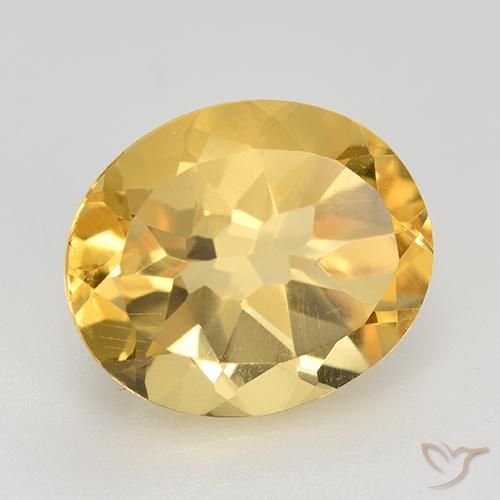 Citrine Doré vif naturelle ovale, 4.73 ct, VVS-VS