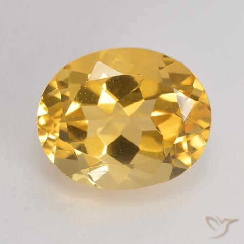Citrine Or moyen naturelle ovale, 3.77 ct, VVS-VS