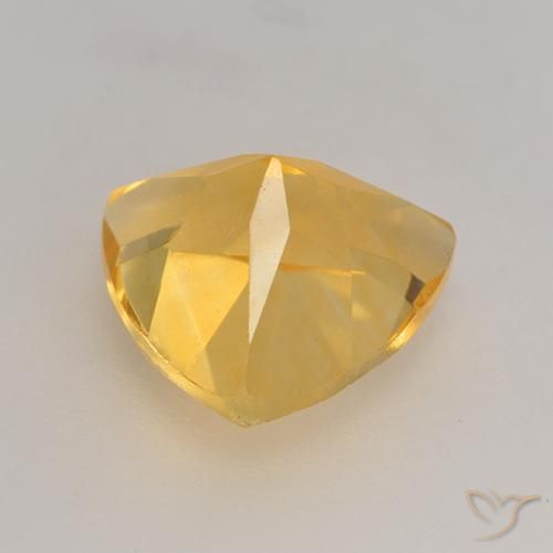 Citrine Doré moyen naturelle Trillion, 2.22 ct, VVS-VS