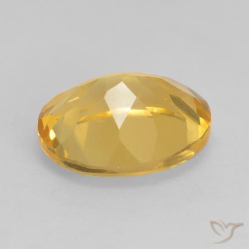 Citrine Doré moyen naturelle ovale, 3.34 ct, VS
