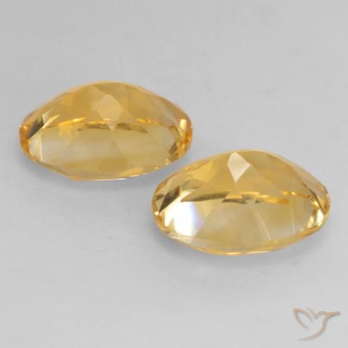 Shop natural 3.37ct Doré moyen Citrine gems, ovale, from Brésil at GemSelect. In stock, global shipping!