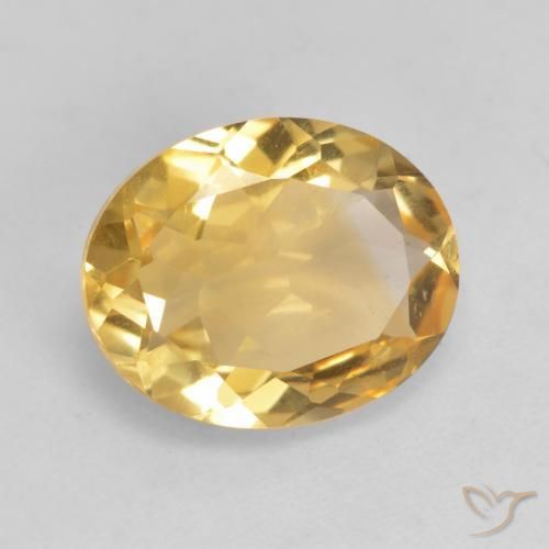 Citrine Doré moyen-léger naturelle ovale, 2.79 ct, VVS-VS
