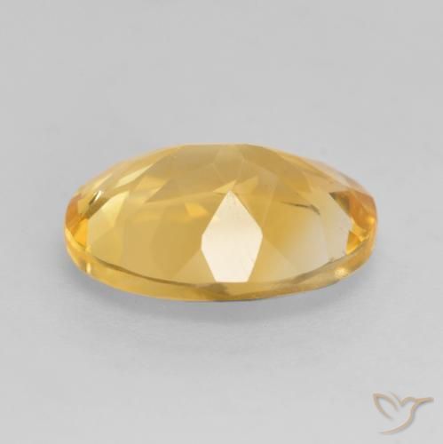 Citrine Doré moyen-léger naturelle ovale, 2.79 ct, VVS-VS