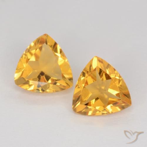 Achetez naturel 1.94ct Orange Doré Citrine gems, Trillion, En provenance Brésil chez GemSelect. En stock, livraison internationale!