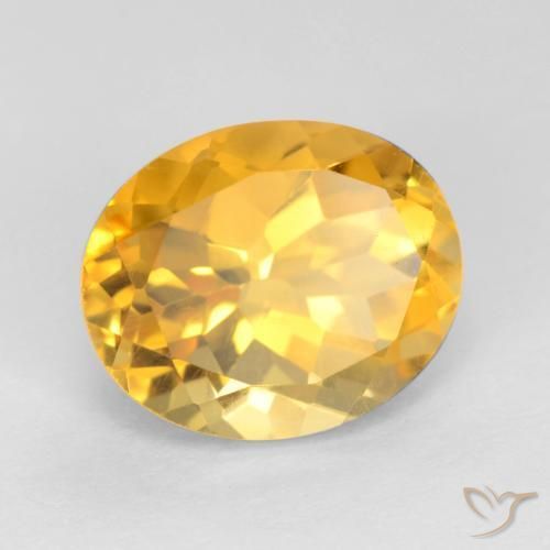 Citrine Doré vif naturelle ovale, 3.66 ct, VS