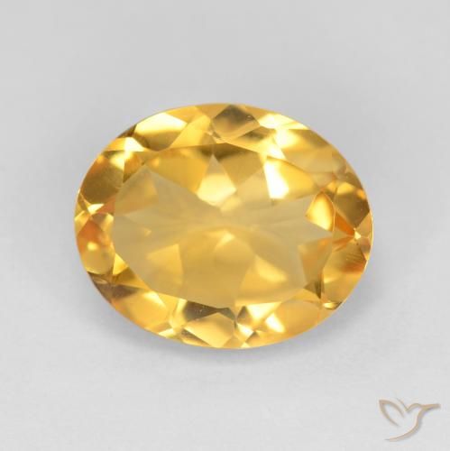 Citrine Doré moyen naturelle ovale, 3.40 ct, VS