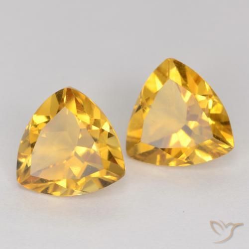 Shop natural 2.00ct Doré moyen Citrine gems, Trillion, from Brésil at GemSelect. In stock, global shipping!
