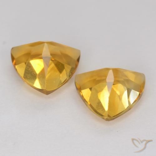Shop natural 2.00ct Doré moyen Citrine gems, Trillion, from Brésil at GemSelect. In stock, global shipping!