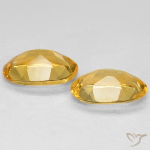 Shop natural 0.74ct Doré moyen Citrine gems, ovale, from Brésil at GemSelect. In stock, global shipping!