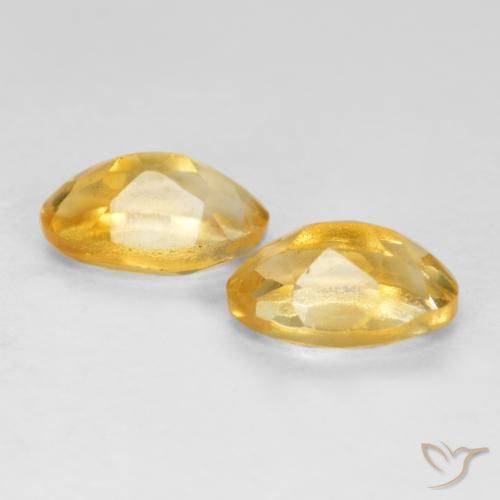 Shop natural 0.90ct Doré moyen Citrine gems, ovale, from Brésil at GemSelect. In stock, global shipping!