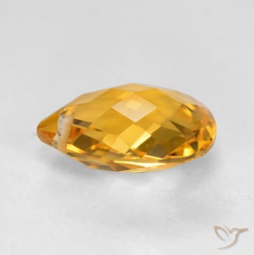 Citrine Orange-or moyen-léger naturelle En forme de poire, 3.53 ct, VVS-VS