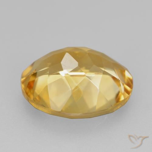 Citrine Doré moyen-foncé naturelle ovale, 4.10 ct, VVS