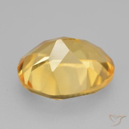 Citrine Or naturelle ovale, 4.37 ct, VVS