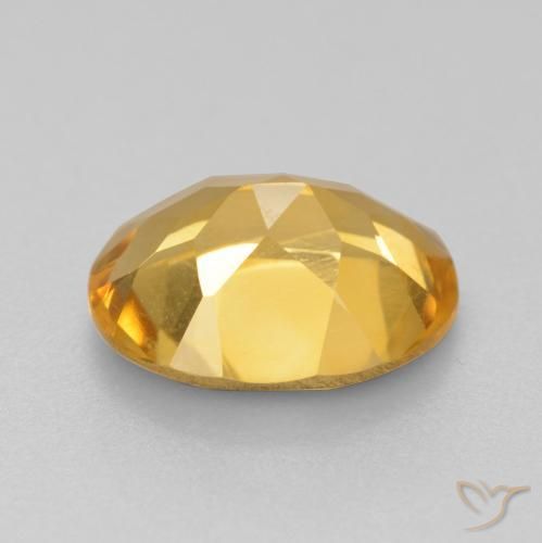Citrine Doré moyen naturelle ovale, 1.53 ct, VS