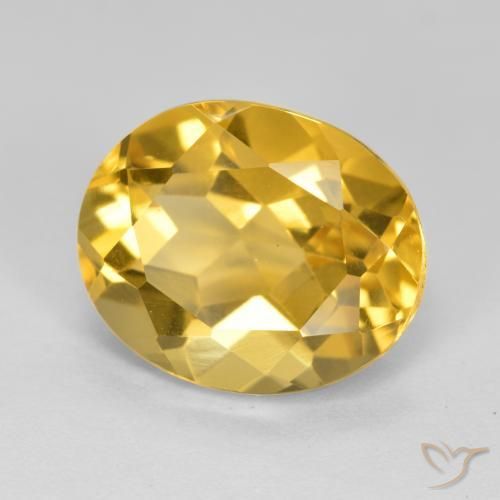 Citrine Doré moyen naturelle ovale, 4.75 ct, VVS-VS