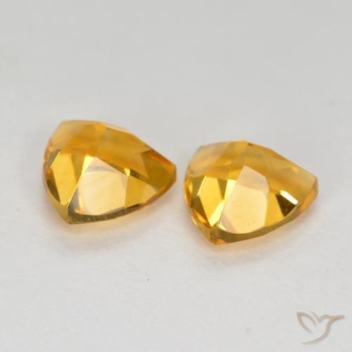 Shop natural 1.44ct Doré foncé Citrine gems, Trillion, from Brésil at GemSelect. In stock, global shipping!