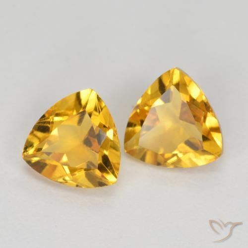 Shop natural 1.39ct Doré vif Citrine gems, Trillion, from Brésil at GemSelect. In stock, global shipping!