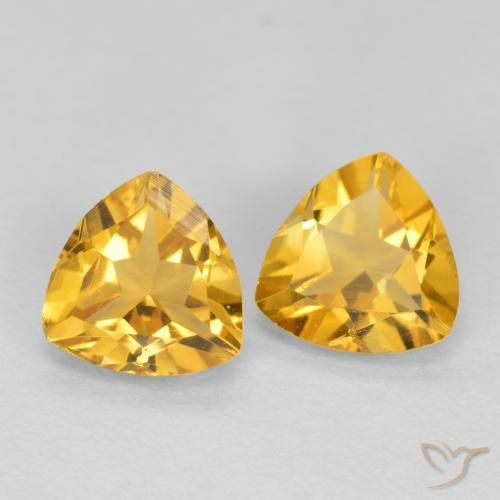 Shop natural 1.22ct Or moyen Citrine gems, Trillion, from Brésil at GemSelect. In stock, global shipping!
