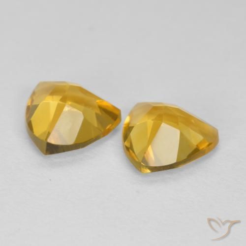 Shop natural 1.22ct Or moyen Citrine gems, Trillion, from Brésil at GemSelect. In stock, global shipping!
